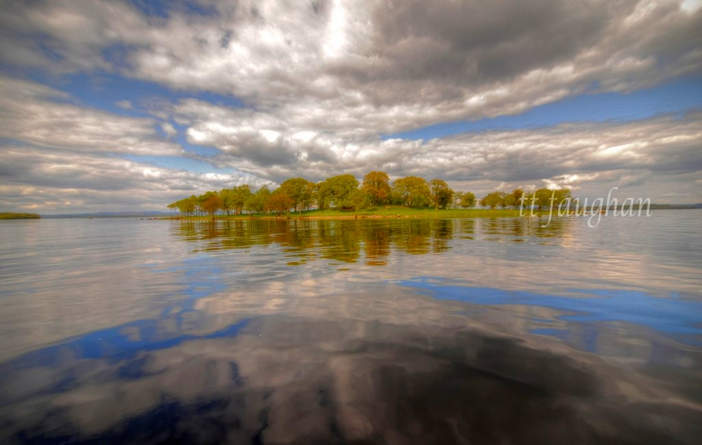 Beautiful Lough Erne Co Fermanagh N Ireland PAGE 1 LOOK GROUP GOLD 8