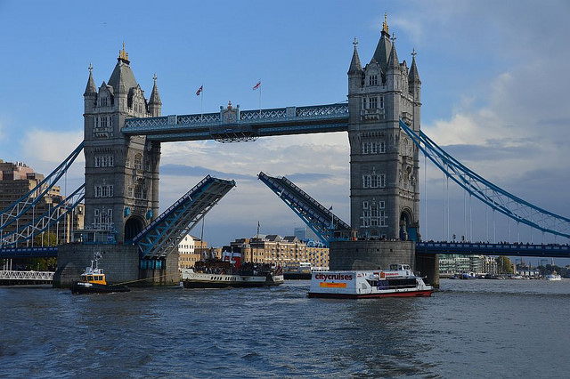 River Boat_London