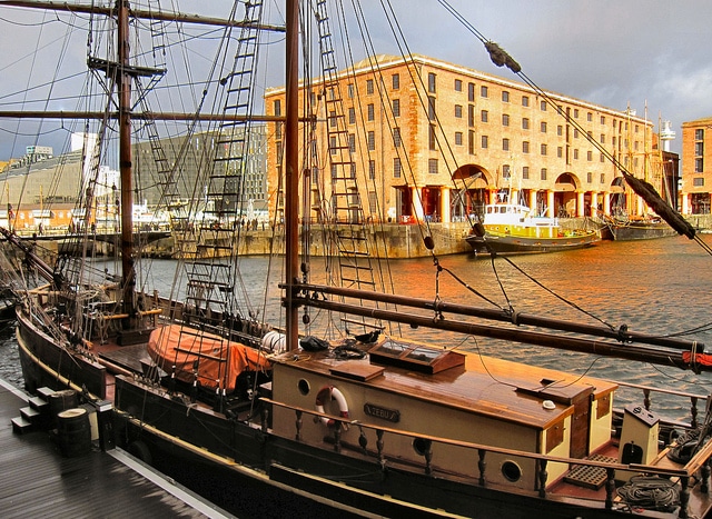 albert dock_liverpool 